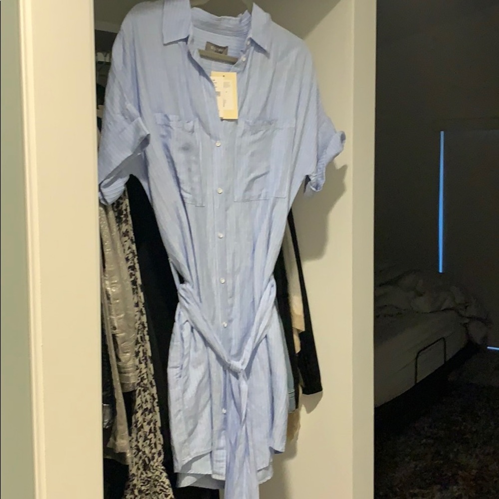 Linen DL 1961 dress with belt.  Has pockets!